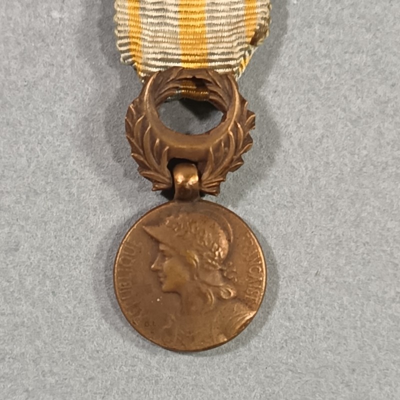 REDUCTION DE LA MEDAILLE COMMEMORATIVE D'ORIENT GUERRE 1914 1918